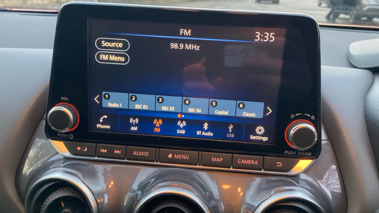 Nissan Juke 1.0 DiG-T 114 N-Connecta 5dr Petrol Hatchback